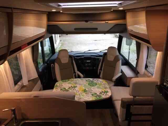 camping-car ITINEO SB 740  intérieur  